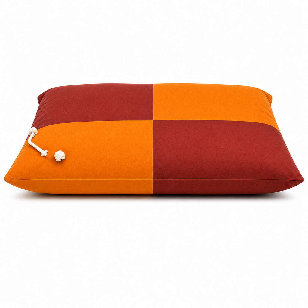 The Popet Cushion
